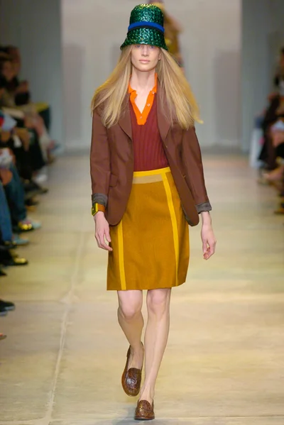 Look 1